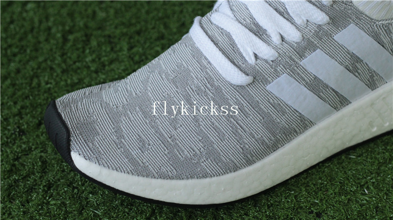 Real Boost Adidas NMD R2 Primeknit BY9520